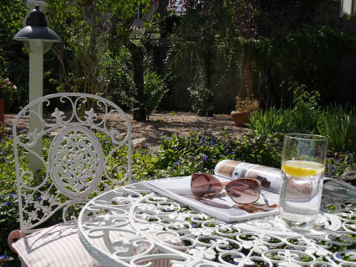L'Arbre D'Ange Bed and Breakfast Montmorillon Εξωτερικό φωτογραφία